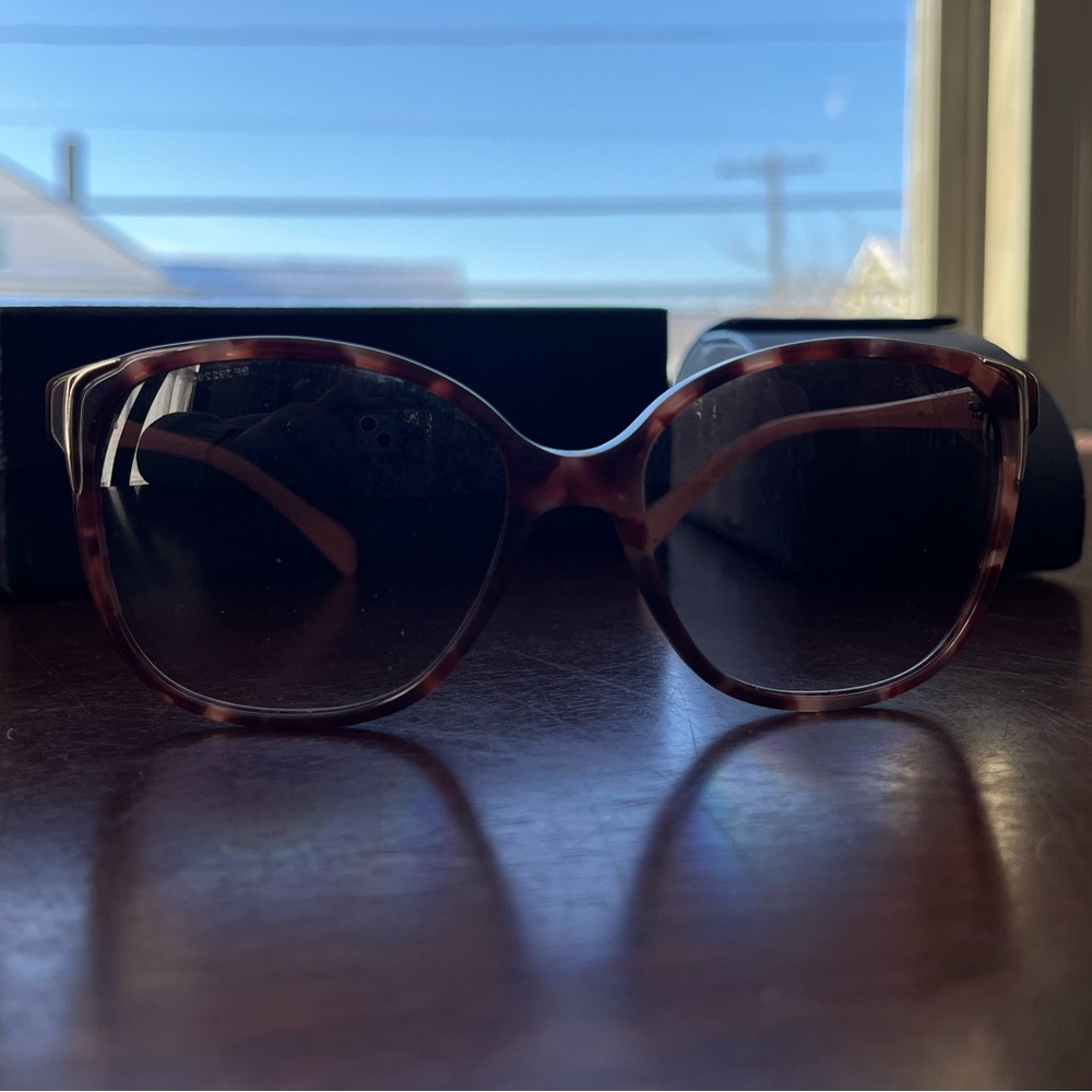 EUC Prada SPR010 square-frame sunglasses - Picture 7 of 8